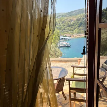 Apartment Rocka View Spartokhórion